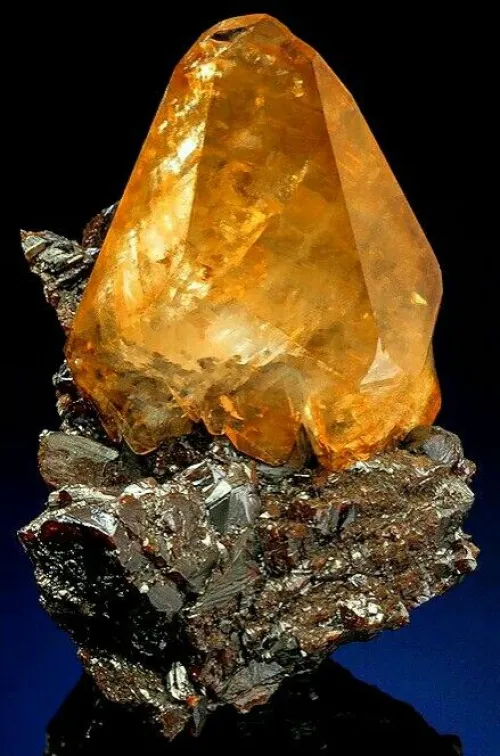 Durability comparison of citrine in different environmental conditions