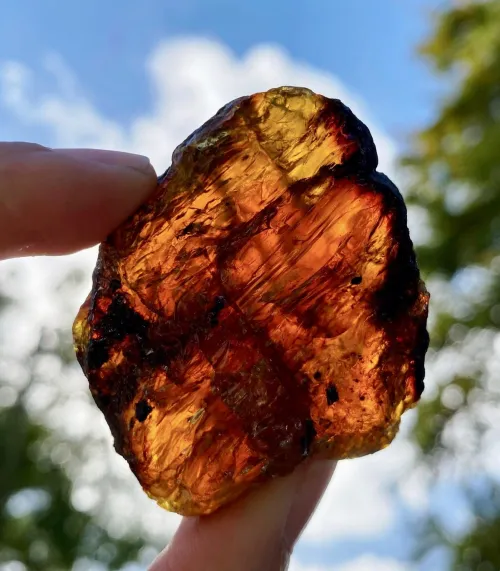 Are Amethyst and Citrine the Same Thing